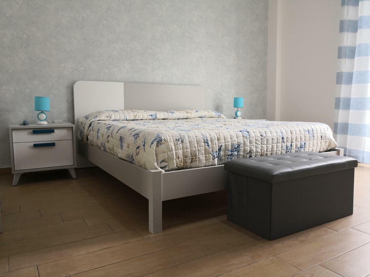 Corso Italia 83 Apartamento Taranto Exterior foto